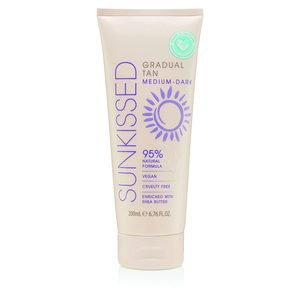 Sunkissed Gradual Tan 95% Natural Ingredients Medium/Dark 200ml