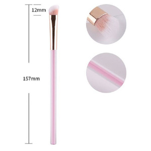 UpLac Angled Eyeshadow Brush 15,7cm