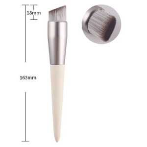 UpLac Angled Foundation Brush 16,3cm