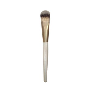 UpLac Slated Foundation Brush Vi